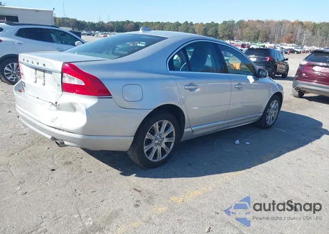 2010 Volvo S80 3.2 from USA, damaged, VIN YV1982AS0A1114193